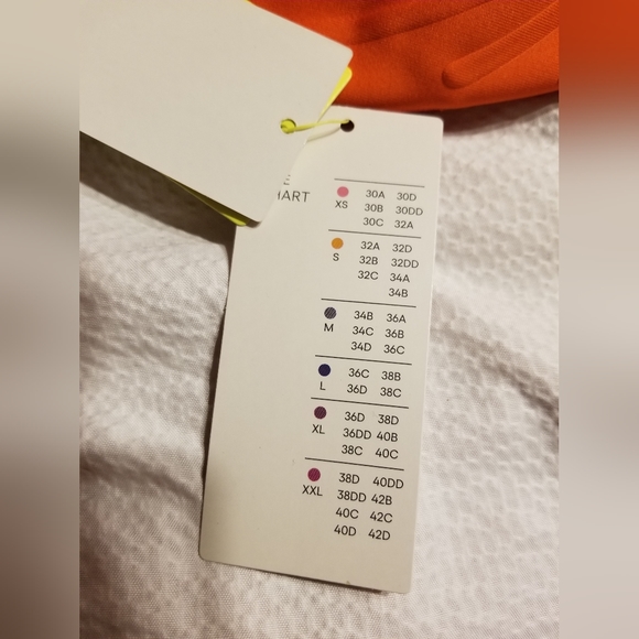 NWT HIGH SUPPORT SPORTS BRA  BACK CLOSURE XS MOLDED CUPS - Picture 6 of 10